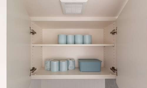 トイレ吊戸収納