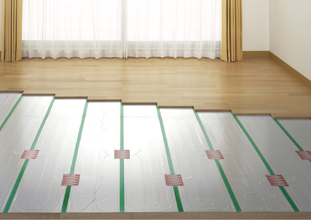 ガス温水式床暖房（居室2室採用）