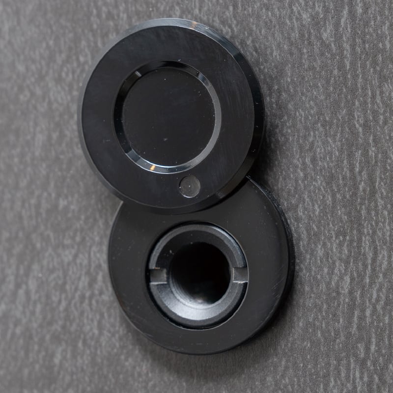 ふた付ドアアイ