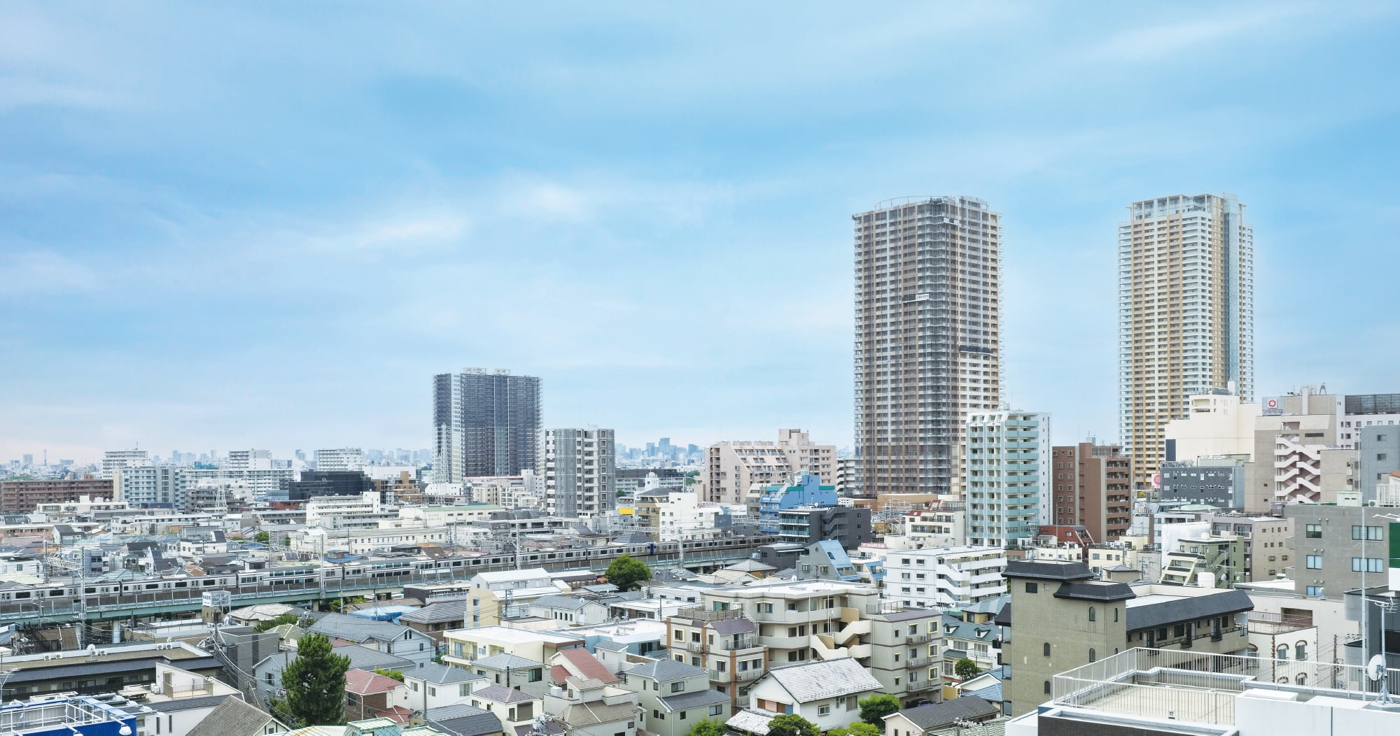 「市川」駅を見晴らす、駅近ならではのシティビュー