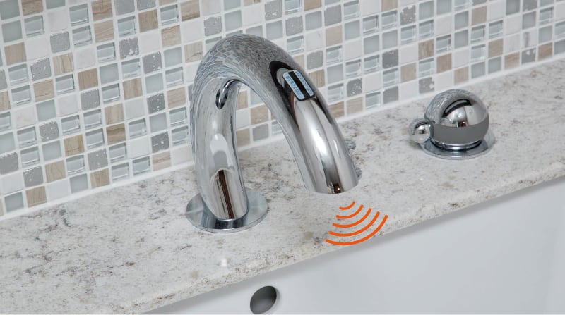 タッチレス水栓