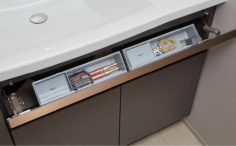 フロントポケット（小物入れ）