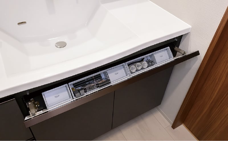 フロントポケット（小物入れ）