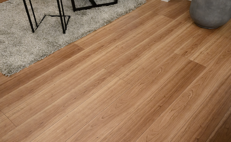 ワックスフリーのフローリング