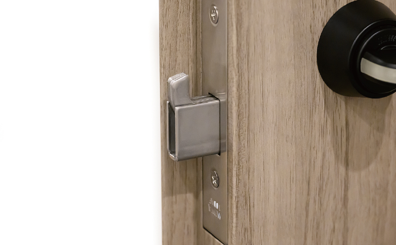 鎌状デッドボルト